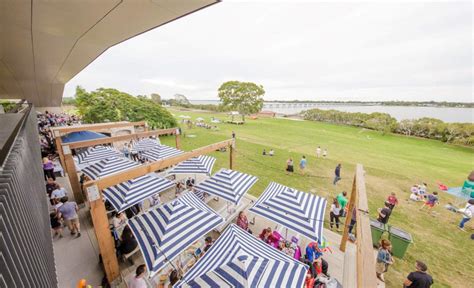 sandpoint hotel bribie island.